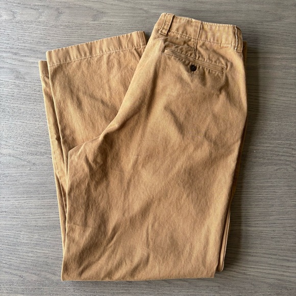 Todd Snyder Straight Fit Favorite Chinos Mens Size 33x32 Golden Tan Like New